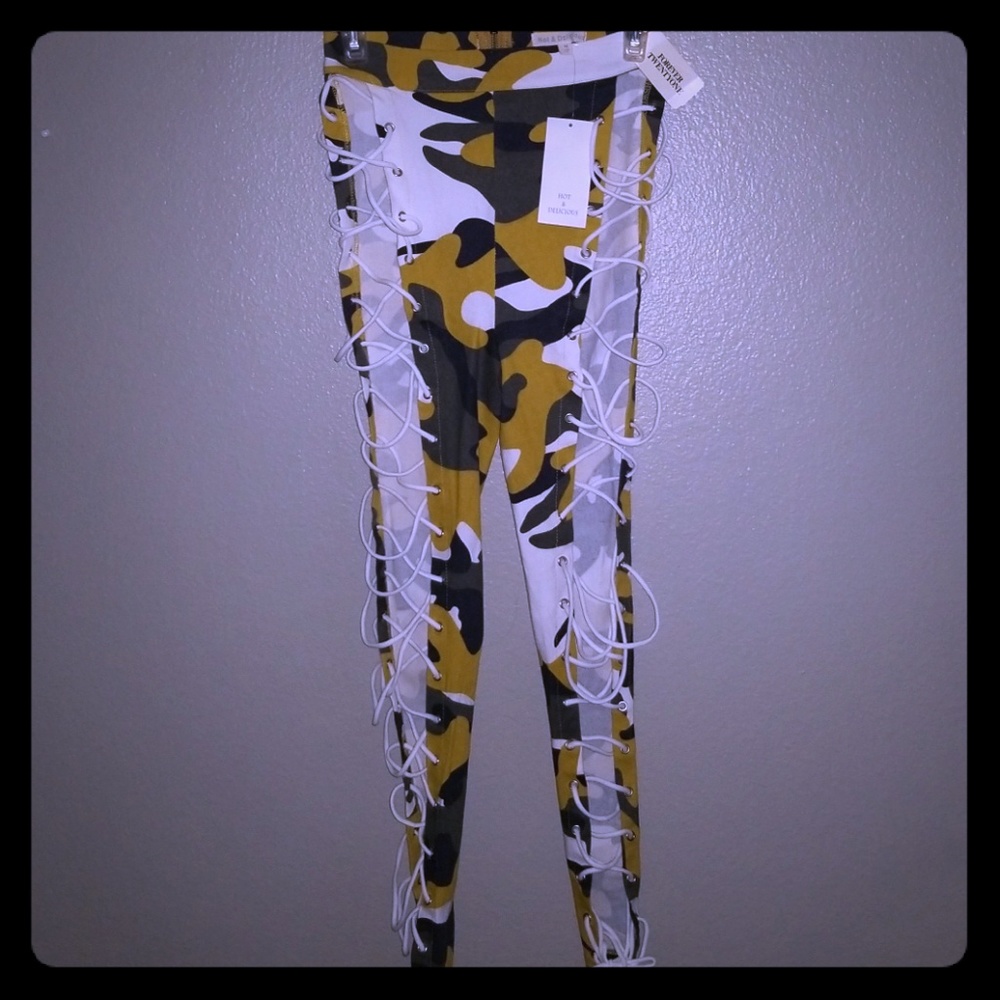 F21 Lace up camo pants